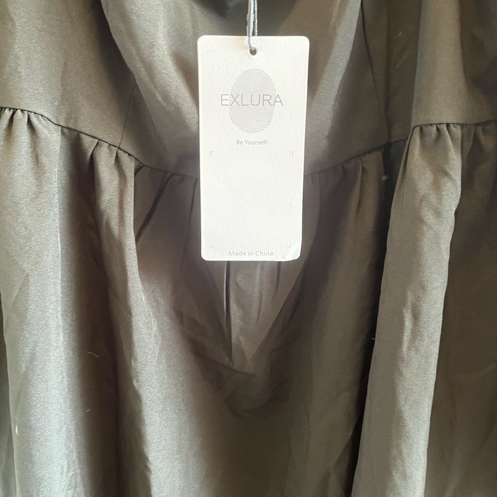 Exlura Puffy Sleeve Dress | Size: Medium | Black | NWT - Picture 8 of 10